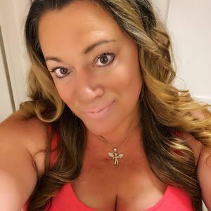 Meet your Posher, Racquel